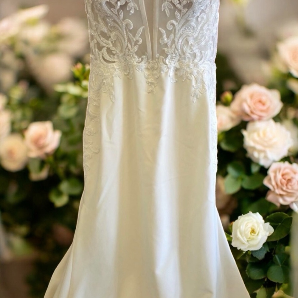 Madi Lane WHITTNEY Wedding Dress – Serene Collection | Size 14 | $2,200 Retail - Picture 11 of 16